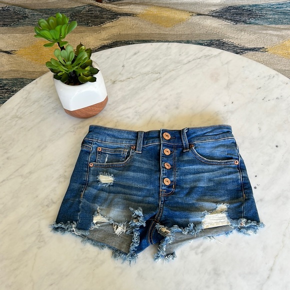 American Eagle High Waist Shorts - Picture 2 of 9